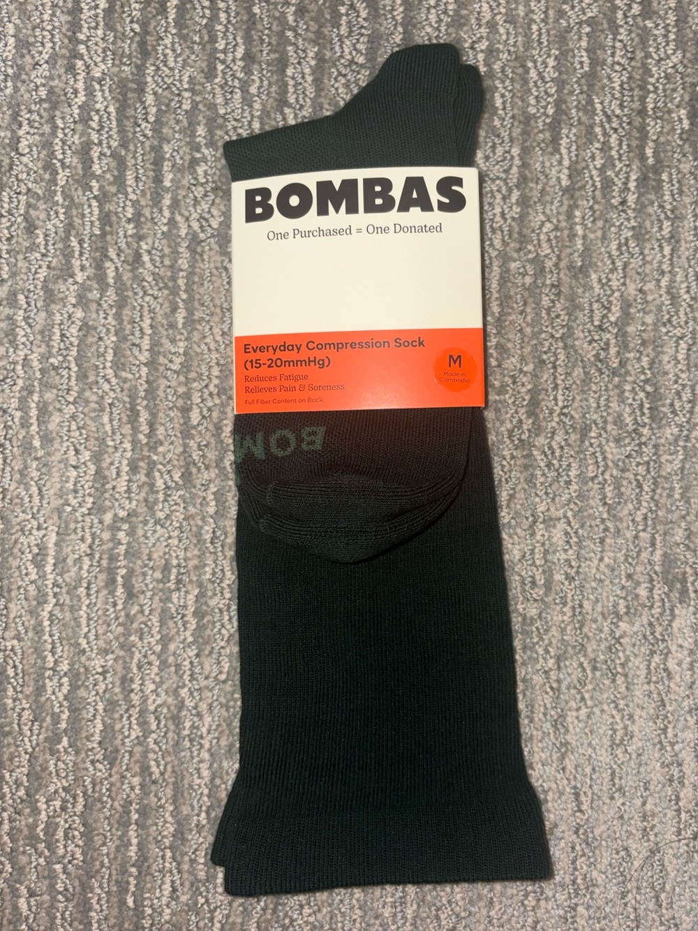 Bombas DARK GREEN Women's Compression Knee High Socks (15-20mmHg) size MEDIUM